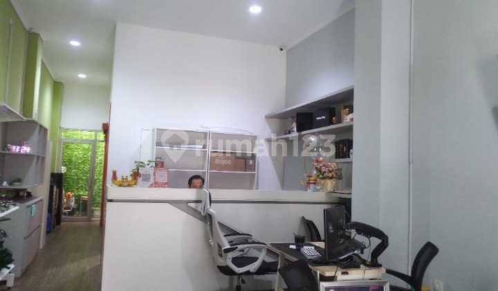 Pademangan Raya Shop House, Facing the Road, Near Kemayoran, Gunung Sahari, 3.5 Floors, Spacious Parking Pademangan Raya Shop House, Facing the Road, Near Kemayoran, Gunung Sahari, 3.5 Floors, Spacious Parking