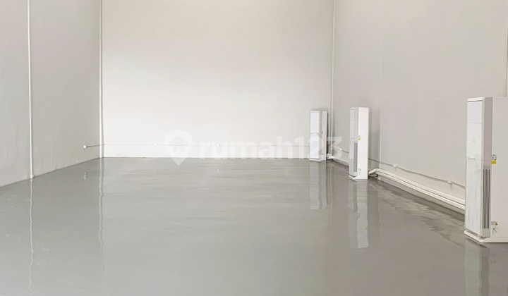 Gudang Elang Mas, Dekat Aeropolis, Bandara Soeta, Murah, 9x30, 3 Lantai, Ada Office, Rapi