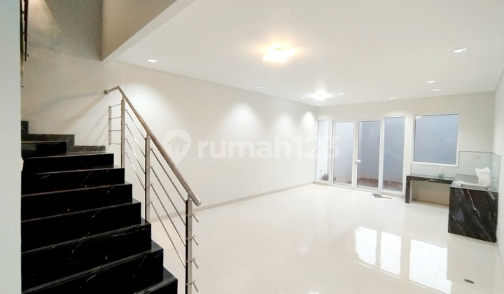 Rumah Meruya Utara, Brand New, Dekat Puri Indah, Puri Botanical, Pesanggrahan, 5x25, 2 Lantai, Hadap Timur Laut 2