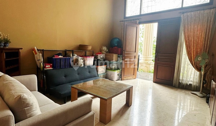 Permata Buana House, Affordable, 3 Floors, 10x20, South Facing Permata Buana House, Affordable, 3 Floors, 10x20, South Facing