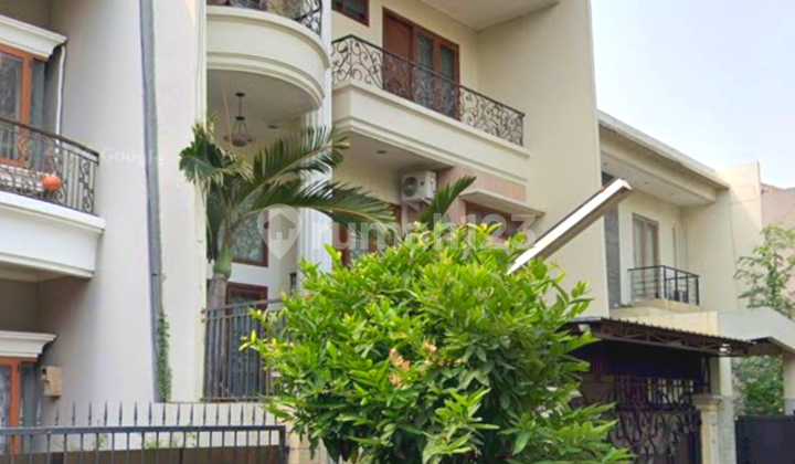 Rumah Permata Buana, Dekat Puri Indah, Murah, 3 Lantai Mewah, 10x20, Semi Furnish, Rapi, Siap Huni