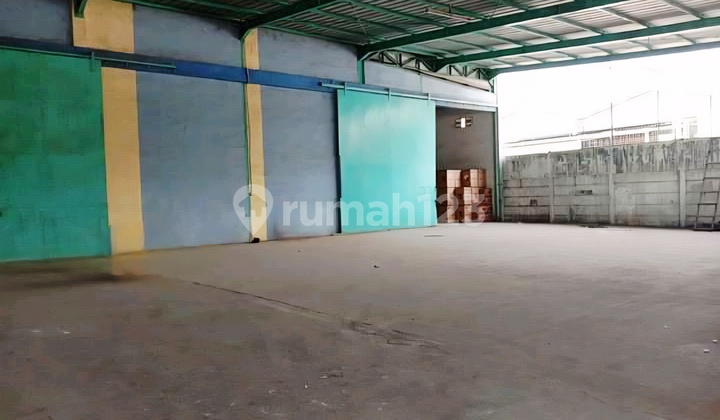 Kosambi Central Warehouse, Cheap, .2584 M2, 40 Ft Container, Easy Access, Northwest Facing, Ready to Use Kosambi Central Warehouse, Cheap, .2584 M2, 40 Ft Container, Easy Access, Northwest Facing, Ready to Use