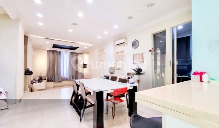 Rumah Puri Media, Puri Indah & Permata Buana, Mewah, Semi Furnish Cantik, 9x18, Hadap Utara Rumah Puri Media, Puri Indah & Permata Buana, Mewah, Semi Furnish Cantik, 9x18, Hadap Utara