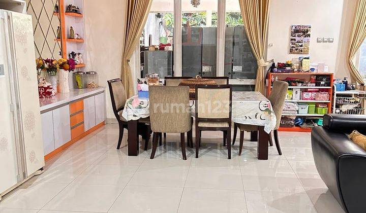 Rumah 2 Lantai Furnished SHM di Cluster River Town, Grand Wisata Bekasi, Bekasi 2