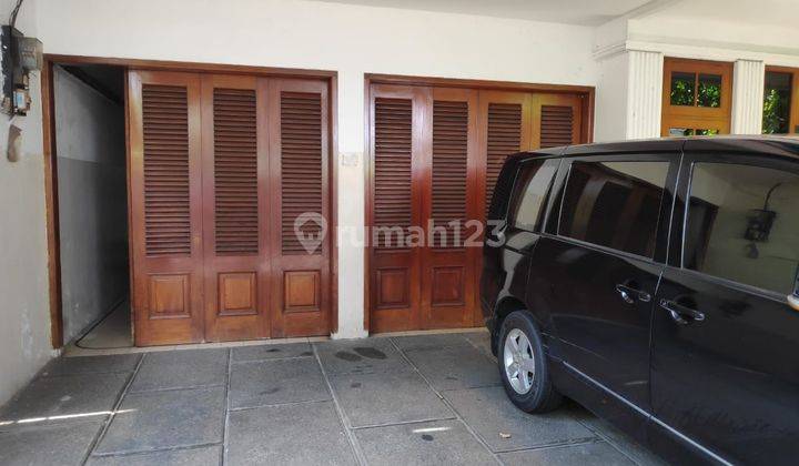 Rumah 2 Lantai Bagus Lokasi Strategis di Puri Indah Kembangan Jakarta Barat 2