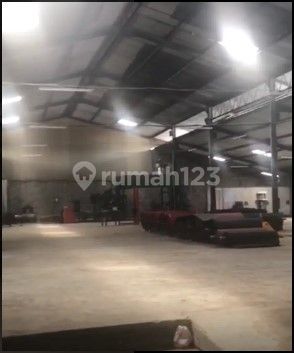 Old mogot warehouse 3000m2