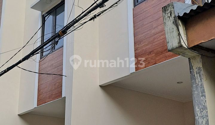 Dijual Rmh Baru 3 Lt Duri Kepa 2