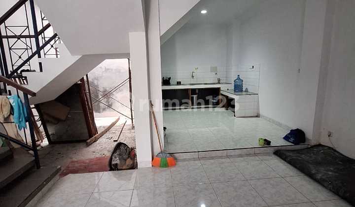 Dijual Rmh 2 Lantai Kelapa Gading