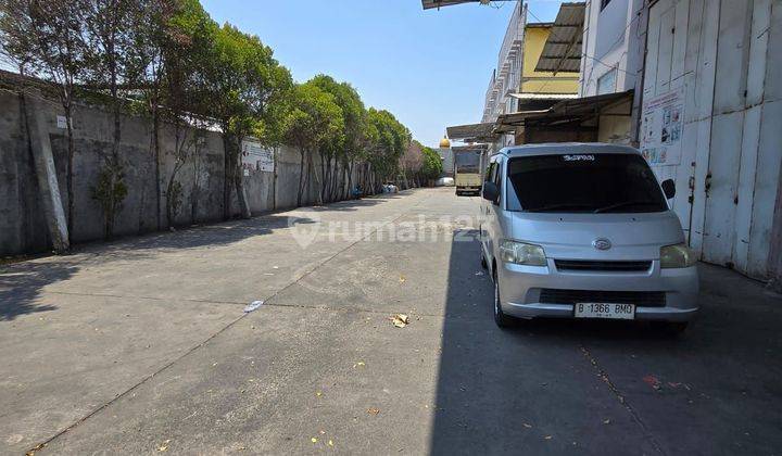 Disewakan Gudang 600m2 Kamal Raya 2