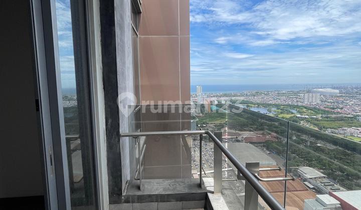 For Rent: Jakarta Tower Apartment 3 Bedrooms