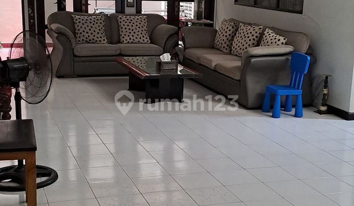 For Sale 2-Story House in North Tanjung Duren, Ideal for Boarding, SHM