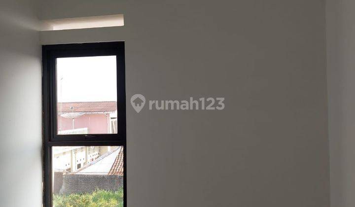 Rumah dijual di padasuka arcamanik 2 lantai baru 2