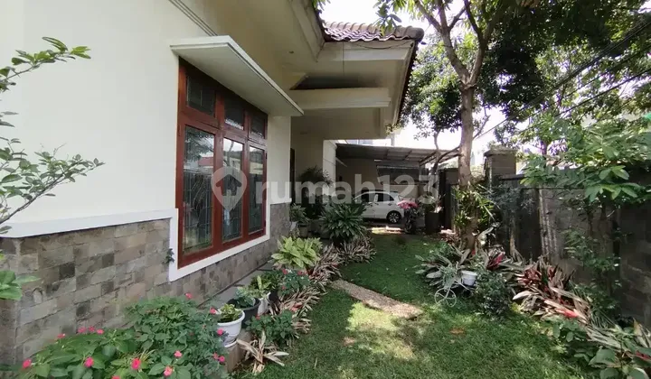 Rumah di Turangga Lengkong Posisi Hoek Siap Huni 2