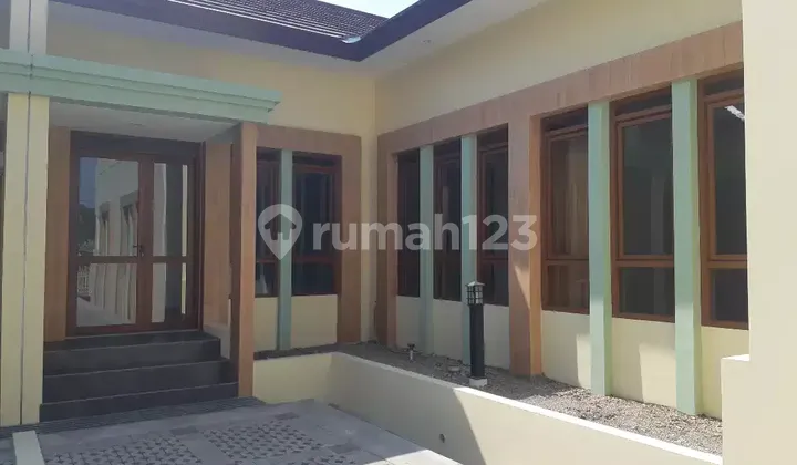 Ready to Occupy House in Cisaranten Arcamanik Ready to Occupy House in Cisaranten Arcamanik