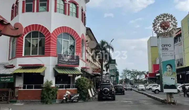 Shop House for Sale in Soekarno Hatta Street Mall Bandung, Strategic Corner Location. Shop House for Sale in Soekarno Hatta Street Mall Bandung, Strategic Corner Location.