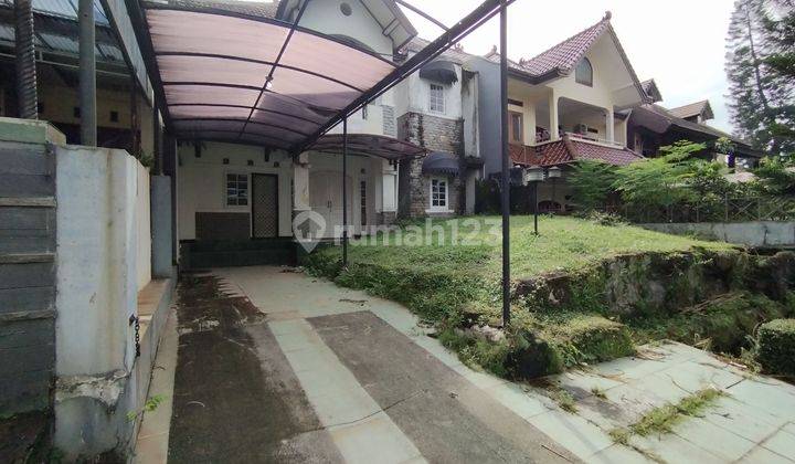 Rumah dijual di komplek perumahan Tamansari bukit bandung onegate 1