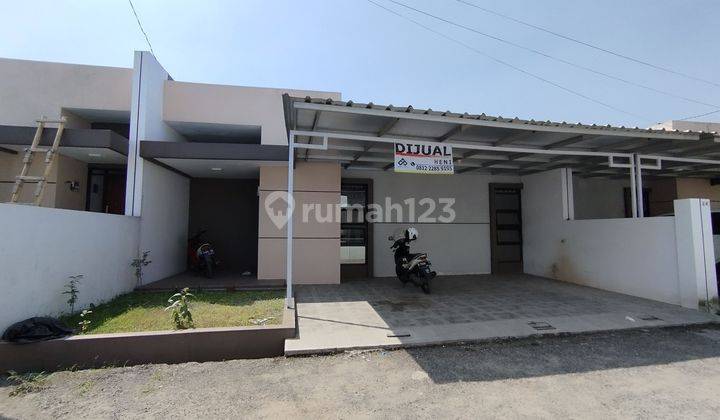 Rumah dijual di cluster Cisaranten Arcamanik rumah siap huni 1