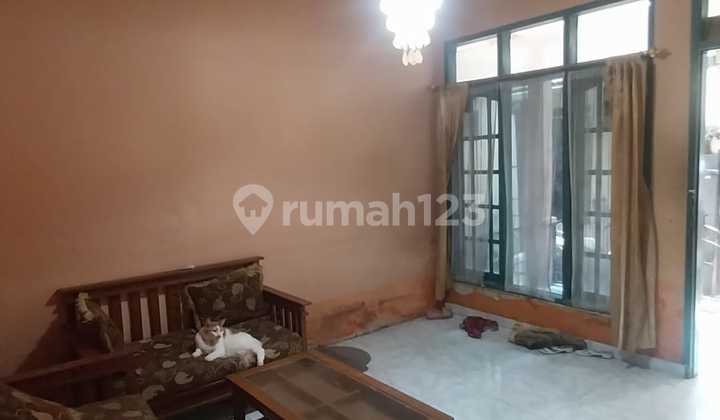 Rumah Dijual Di Gang 2 Motor Di Cisaranten Arcamanik Bandungspesifikasi Rumah;luas Tanah 83 Meterluas Bangunan 80 Meter3 Kamar Tidur1 Kamar Mandair Sumur Gali Pakai Jetpumplistrik 1300hadap Selatan Shm,pbb1 Lantai Diatas Sudah Di Dak 0,5harga 350jt Nego I 2
