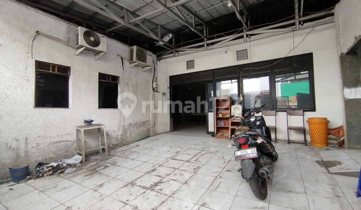 Gudang di Sewakan di Jalan Utama di Arcamanik