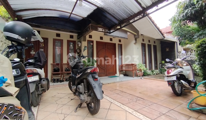 Dijual Cepat Rumah Cluster Bumi Adipura Cluster, Lingkungan Nyaman, Keamanan 24 Jam dengan One Way Portal Gate + Cctvspesifikasi* SHM, IMB, PBB * Luas Tanah 176Mtr²* Luas Bangunan 160Mtr²* 3+1 Kamar Tidur* 2 Kamar Mandi* Listrik 2200 Watt* Carport* Shm* J 2