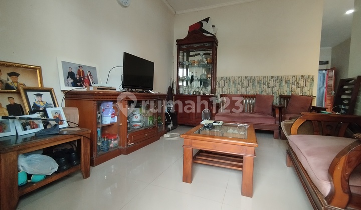 Rumah Di Ujung Berung Posisi Hoek Di Jalan Utama Siap Huni 2