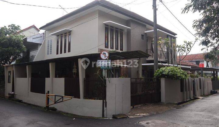 Turun harga rumah lokasi strategis turangga dkt SMAN 8 Bandung 1