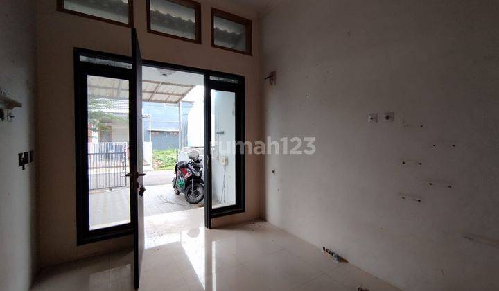 Dijual Cepat Rumah Minimalis Strategis di Cluster Adipura Gede Bage 2