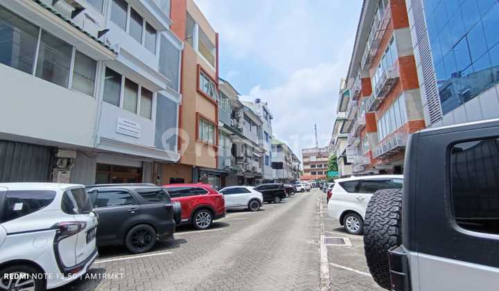 Auto Cuan Ruko 4 Lantai. Di Jl. Wijaya Ii Blok G , Pulo, Kebayoran Baru, Kota Jakarta Selatan, Dki Jakarta, Indonesia, 12160, Wijaya 2
