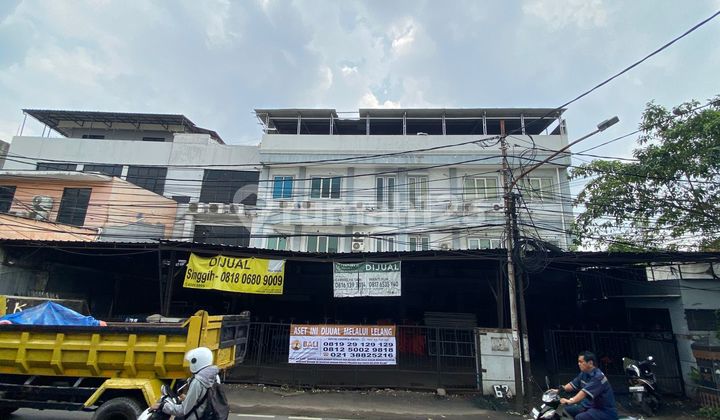 Pinggir Jalan Raya Komersial Aktif. Cocok Buat Kantor Atau Ruang Usaha. Di Jl. Dr. Saharjo@pasar Manggis, Setiabudi, Kota Jakarta Selatan, Dki Jakarta, Indonesia, 12970, Saharjo 2