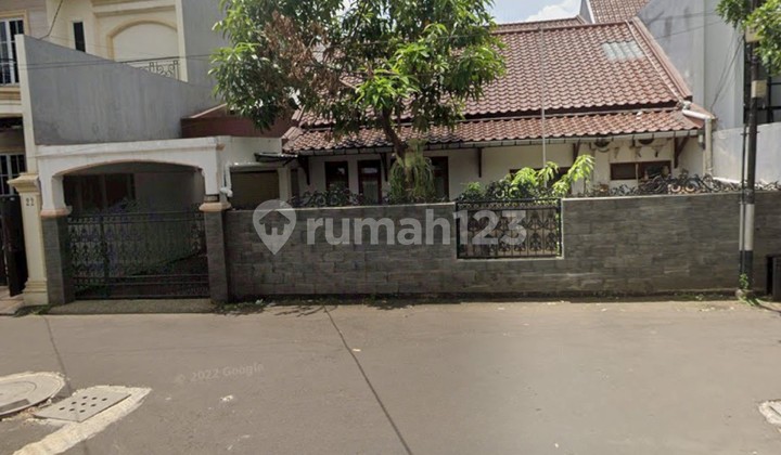 Rumah Asri Selangkah ke Blok M dan Pondok Indah. di Jl. Taman Gandaria, Gandaria Selatan, Cilandak, Kota Jakarta Selatan, Dki Jakarta, Indonesia, 12420, Fatmawati 2