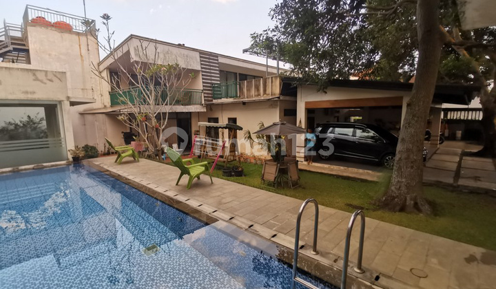 di BELI INI PASTI UNTUNG. LOKASI PREMIUM. RUMAH LUAS ASRI. ADA SWIMMING POOL. Jalan Gegerkalong Tonggoh V NO.9 , Kel. Gegerkalong, Kec. Sukasari, Kota Bandung, Geger Kalong 2