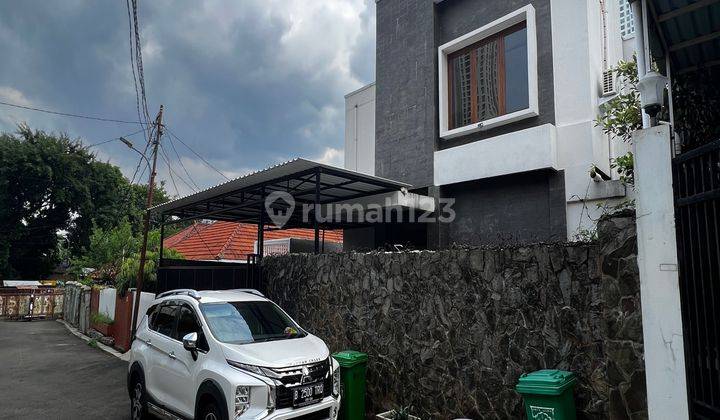  di RUMAH BAGUS TERAWAT ADA SWIMMING POOL. Jl. Baru II. Kebayoran lama utara, kebayoran lama, jakarta selatan, Gandaria 2