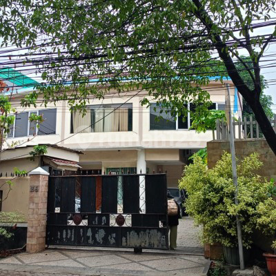 Near Jl. Ahmad Yani and Jl. Pemuda. Jln. Bangunan Barat No. 26, Block II, Plot No. 1078, Kayu Putih Village, Pulo Gadung District, East Jakarta, Pulomas. 1