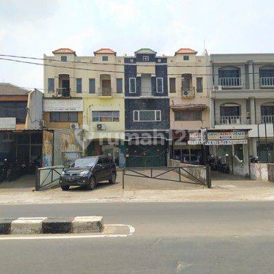  Di Ruko Bagus Besar Ada Rooftop. Cocok Buat Kantor, Klinik, Gudang, Cafe, Ruang Usaha. Jl. Rsc Veteran No. 30 B Rt. 001 Rw. 01 Kel. Bintaro Kec. Pesanggrahan Jaksel, Veteran 1