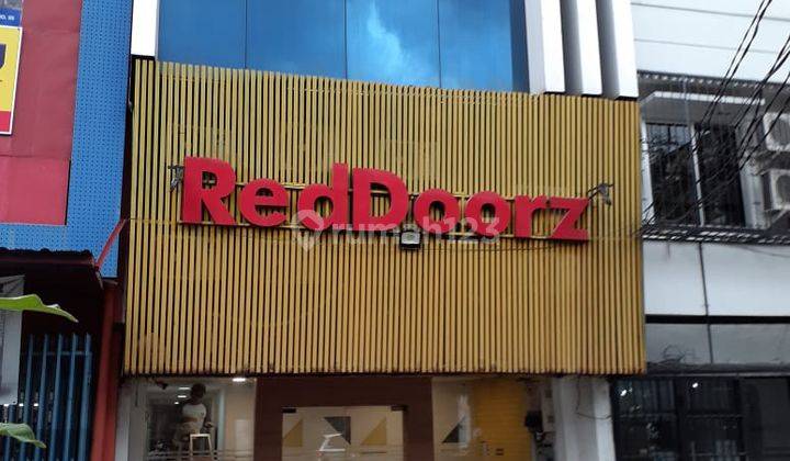  di RedDoorz sunter wilayah komersial aktif. Ruko Jalan Danau Sunter Utara, Blok A, 36D, Kav. No. 58, Kel. Sunter Agung, Kec. Tanjung Priok, Kotamadya Jakarta Utara, Sunter 2