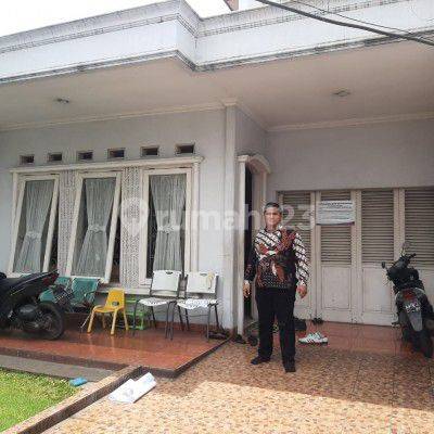  di Rumah bagus di pusat kota. Jl. Narada 56 A RT 014 RW 008 Kelurahan Tanah Tinggi Kecamatan Johar Baru Kota Jakarta Pusat, Senen 2