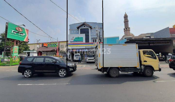  di Ruko besar sebelah tip top pondok bambu. Wilayah komersial sangat aktif. JALAN PAHLAWAN REVOLUSI NO.35, KELURAHAN PONDOK BAMBU, KECAMATAN DUREN SAWIT, KOTA ADMINISTRASI JAKARTA TIMUR,, Pondok Bambu 2