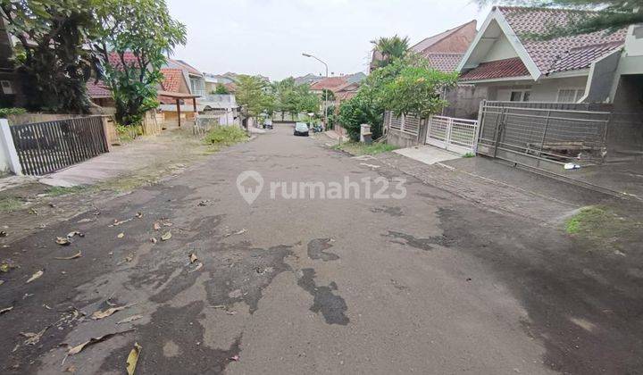 foto lainnya  di rumah persis belakang cinere