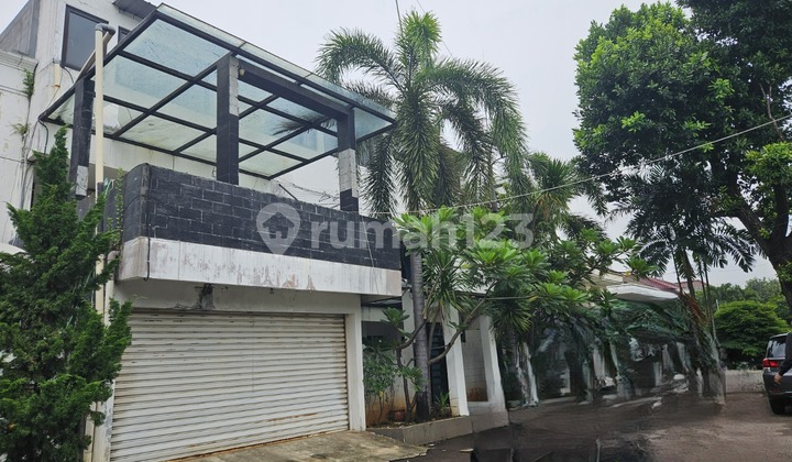 One Step From EMC Pulomas Hospital and LRT. at Jl. Pulomas II-D No. 128, Kayu Putih, Pulogadung, East Jakarta City, DKI Jakarta, Indonesia, 13210, Pulomas 2