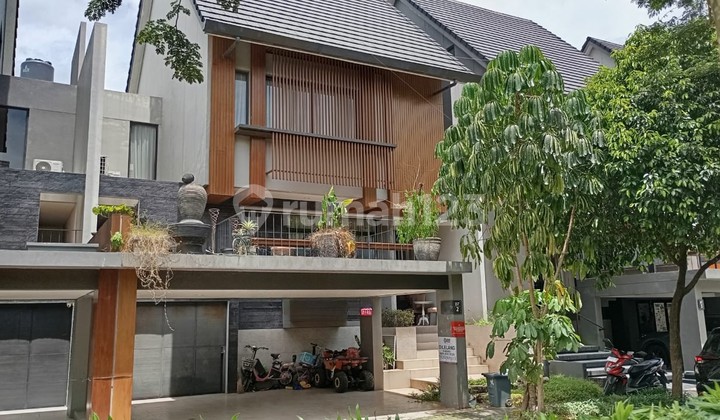 Rumah Mewah Modern. di Cluster Caelus Perumahan Greenwich Park, Perumahan Greenwich Park Cluster Caelus Blok D7 No. 2, Lengkong Kulon, Pagedangan, Tangerang, Banten, Indonesia, 15331, BSD City