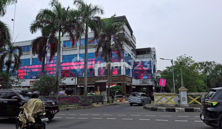 Ruko 4 Lantai di Hoek. di Puri Niaga Ii, Jl. Puri Kencana Park Kembangan Barat, Kembangan Selatan, Kembangan, Kota Jakarta Barat, Dki Jakarta, Indonesia, 11610, Kembangan