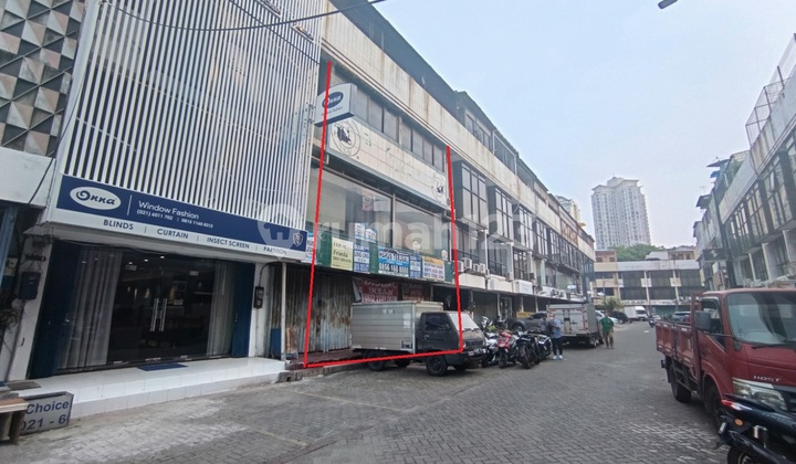 Ruko 4 Lantai Pangeran Jayakarta. di Komplek Ruko Bahan Bangunan Mangga Dua, Jl. Mangga Dua Dalam, Mangga Dua Selatan, Sawah Besar, Kota Jakarta Pusat, DKI Jakarta, Indonesia, 10730, Pangeran Jayakarta 2