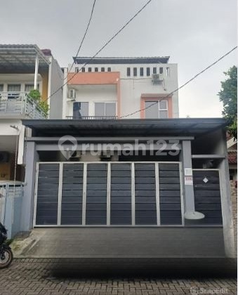 Much Sought-After Area. On Jl. Kelapa Lilin V Curug Sangereng, Kelapa Dua, Tangerang, Banten, Indonesia, 15810, Gading Serpong