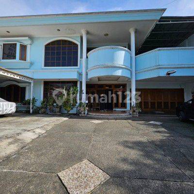  di Rumah Strategis. Selangkah ke gandaria, pondok indah, Jalan Tanah Kusir IV No. 55A, Kelurahan Kebayoran Lama Selatan, Kecamatan Kebayoran Lama, Kota Jakarta Selatan, Tanah Kusir 2