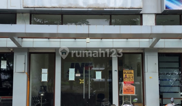 Ruko 3 Lantai. Di Rukan Avenue Jakarta Garden City Block 8, Cakung Timur, Cakung, Kota Jakarta Timur, Dki Jakarta, Indonesia, 13910, Cakung Ruko 3 Lantai. Di Rukan Avenue Jakarta Garden City Block 8, Cakung Timur, Cakung, Kota Jakarta Timur, Dki Jakarta, Indonesia, 13910, Cakung