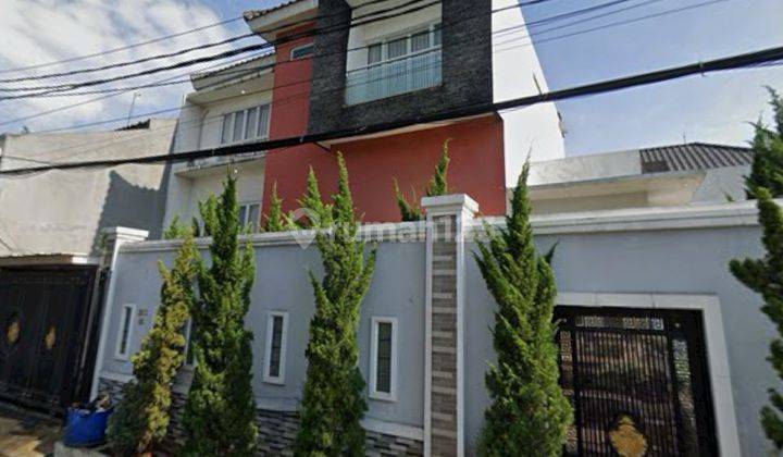 kamar tidur rumah hook selangkah dari bintaro