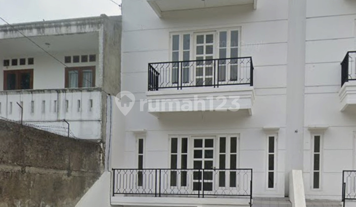 Hanya 550 Meter Dari Jalan Raya Cireundeu. di Jl. Masjid Baitul Ula, Cireundeu, Ciputat Timur, Kota Tangerang Selatan, Banten, Indonesia, 15419, Cireundeu