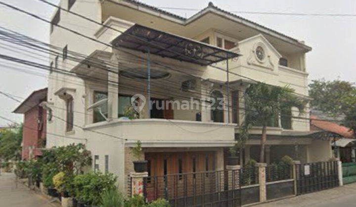  di Rumah mewah Perumahan Jatibening 2, Jl. Jati Utama Blok E no.60 Jatibening Baru Pondok Gede, Bekasi, Jatibening 2