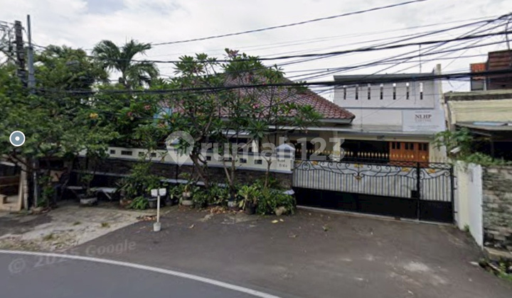 Harga di Bawah NJOP. Hanya 800 Meter ke Jalan Raya Abdullah Syafei. Komplek Gudang Peluru, Jl. Gudang Peluru Selatan Blok T No. 60, Kel. Kebon Baru, Kec. Tebet, Kotamadya Jakarta Selatan