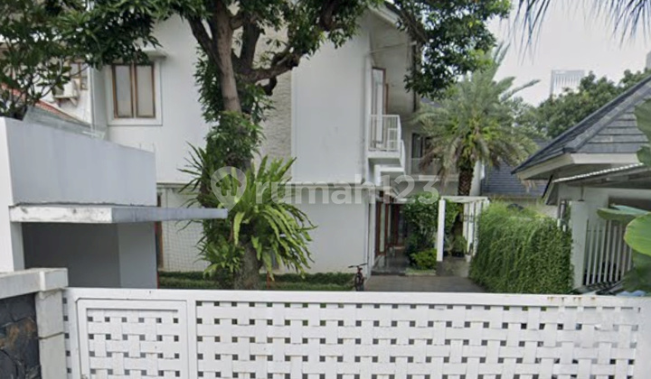 Rumah Luas Mewah Hanya 150 Meter Dari Jalan Raya Tb Simatupang. Di Jl. H. Subuh, Jl. Haji Subuh, Cilandak Timur, Pasar Minggu, Kota Jakarta Selatan, Dki Jakarta, Indonesia, 12560, Cilandak